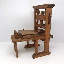 Gutenberg's Legacy: Own a Piece of Printing History – 1/10 Scale!
